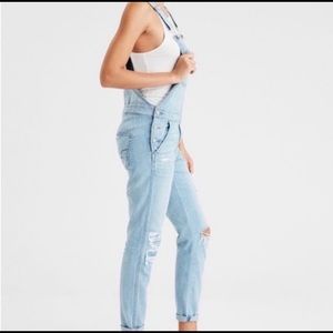 American eagle tomgirl overalls